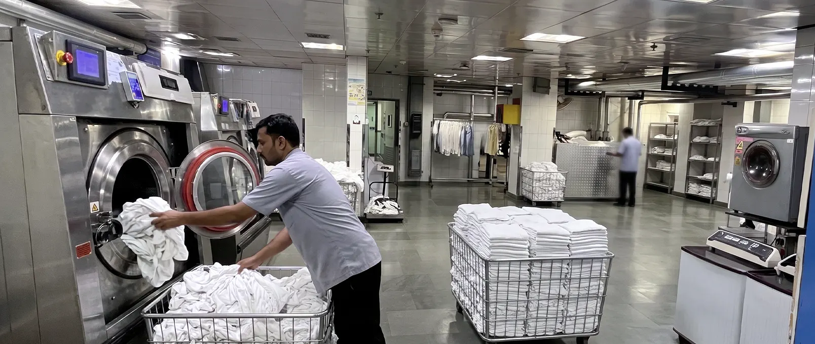 How Much Does It Cost to Set Up an Industrial Laundry Room in India?
