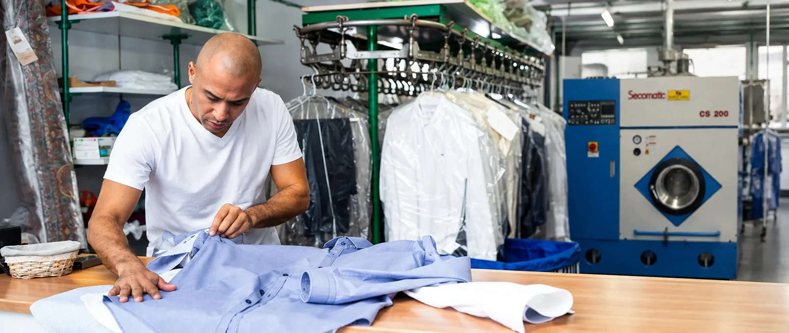 How Do Facility Management Companies Standardize Laundry Equipment Across Multiple Corporate Campuses?